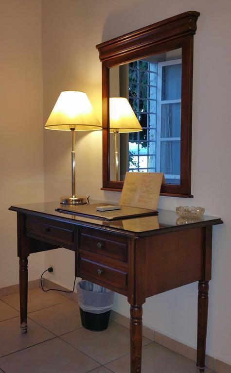 Economou Mansion Aparthotel Spétses Quarto foto